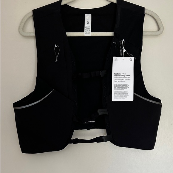 lululemon athletica Jackets & Blazers - lululemon athletica Black Vest